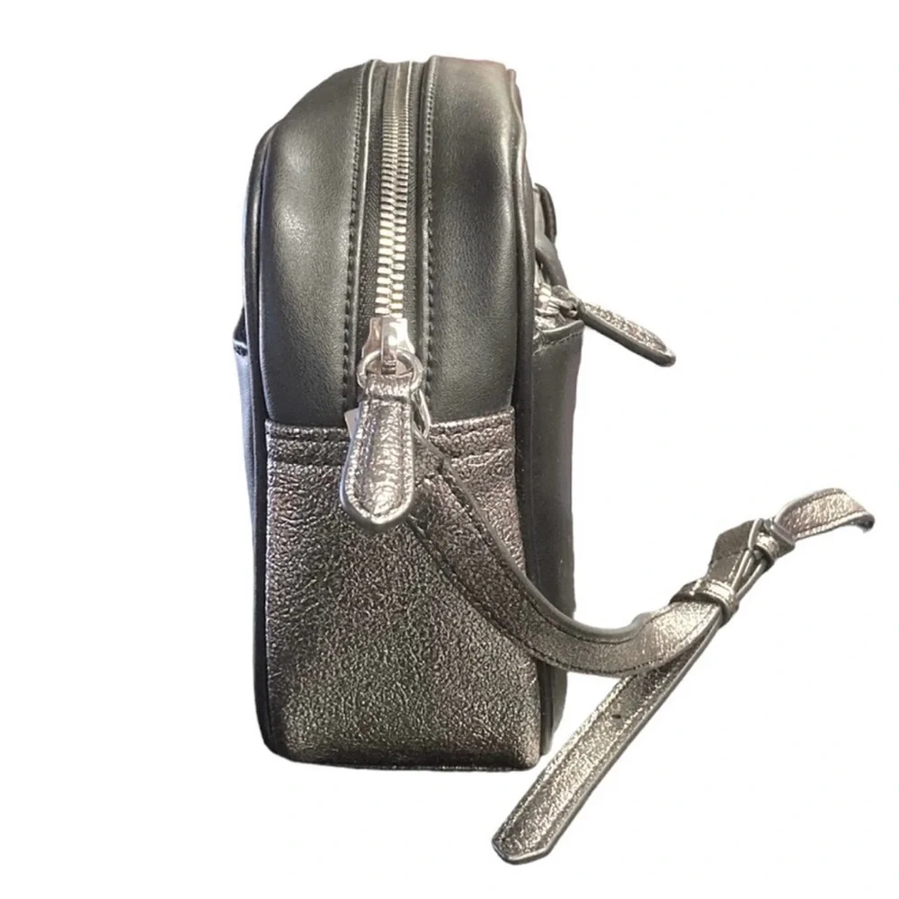 GILI Got It Love It Black Leather crossbody Purse